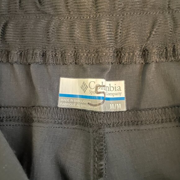 Columbia Women M Black On The Go Hiking Shorts Drawstring Pockets Gorpcore - Picture 7 of 8